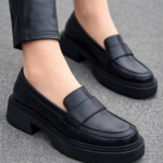 Жіночі лофери Black Platform